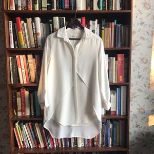 One of a kind minimalist long Oxford shirt - size M
